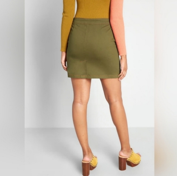 NWT Modcloth Green Sew It Seems Mini Skirt - Picture 2 of 5